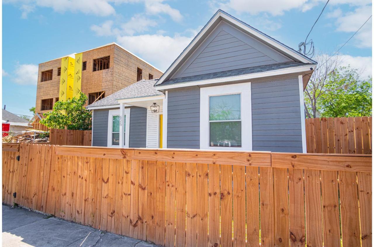 Charming 4Br2Ba Only 5 Mins Downtown Riverwalk San Antonio Bagian luar foto
