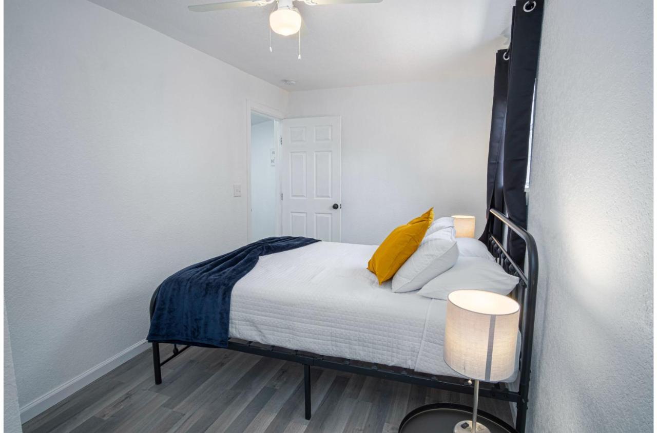 Charming 4Br2Ba Only 5 Mins Downtown Riverwalk San Antonio Bagian luar foto