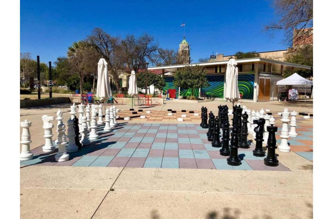 Charming 4Br2Ba Only 5 Mins Downtown Riverwalk San Antonio Bagian luar foto